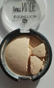 Essence Pure Nude Powder Image 3